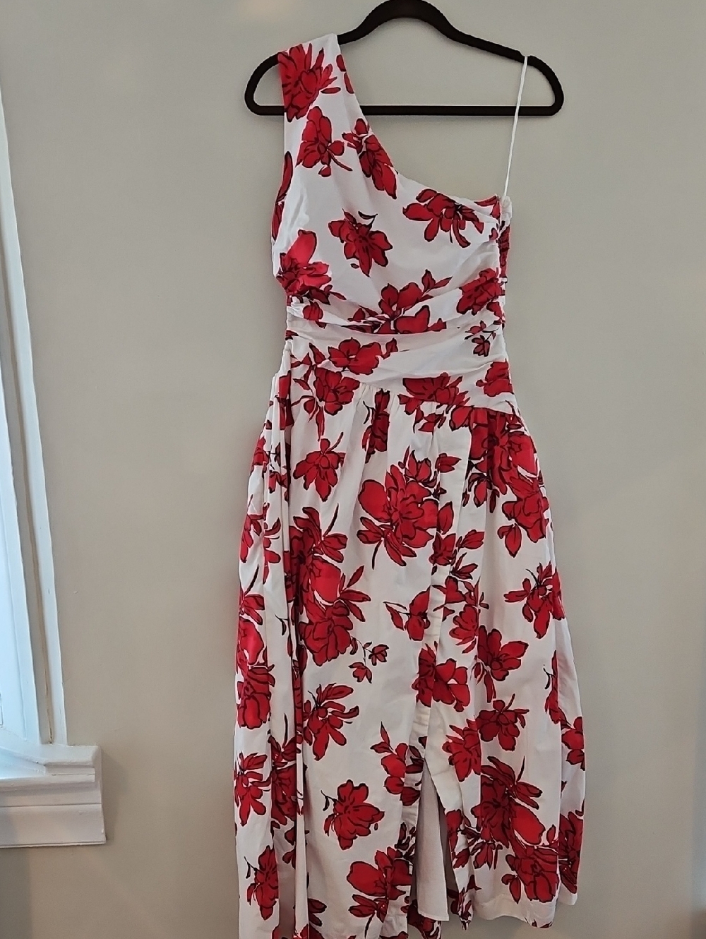 Abercrombie and Fitch White One-Shoulder Dress with Red Floral Print